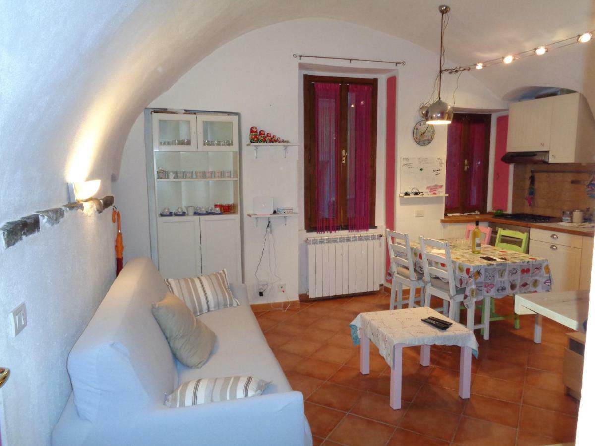 Apartment Medieval Village Isolabona Exteriör bild